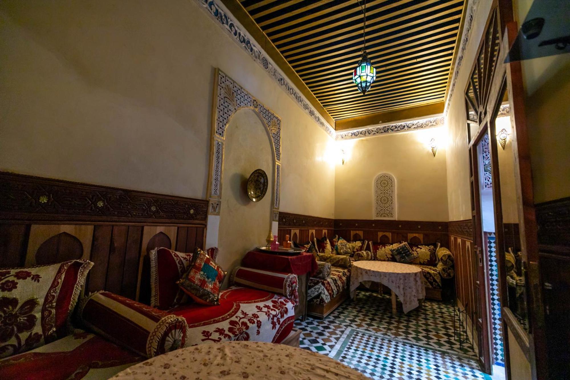 Riad Dar Diwan Fez Buitenkant foto