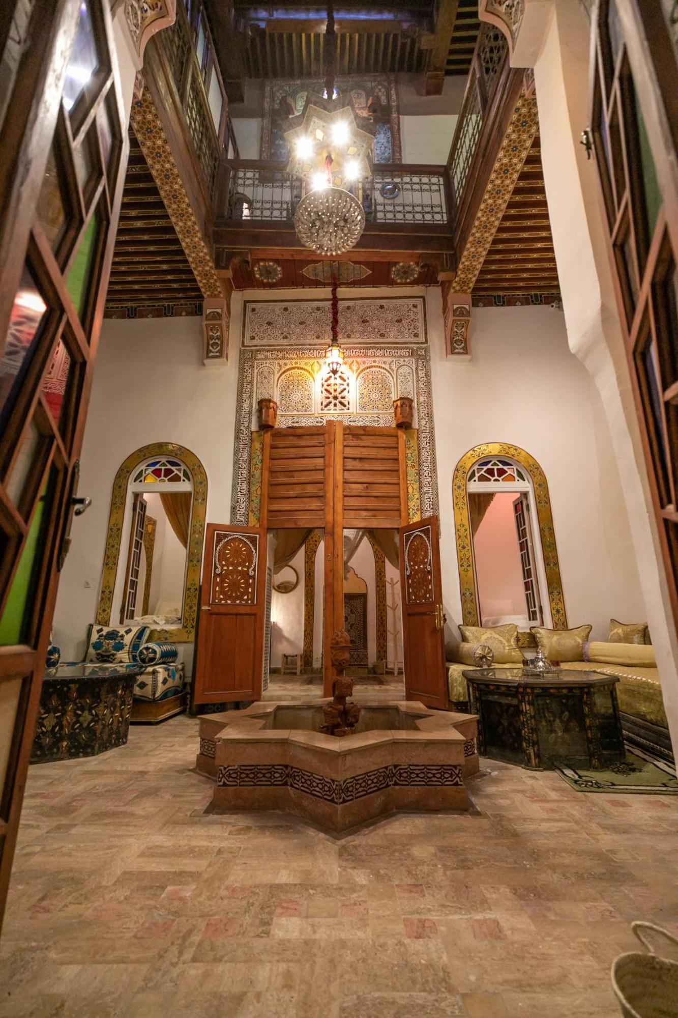 Riad Dar Diwan Fez Buitenkant foto